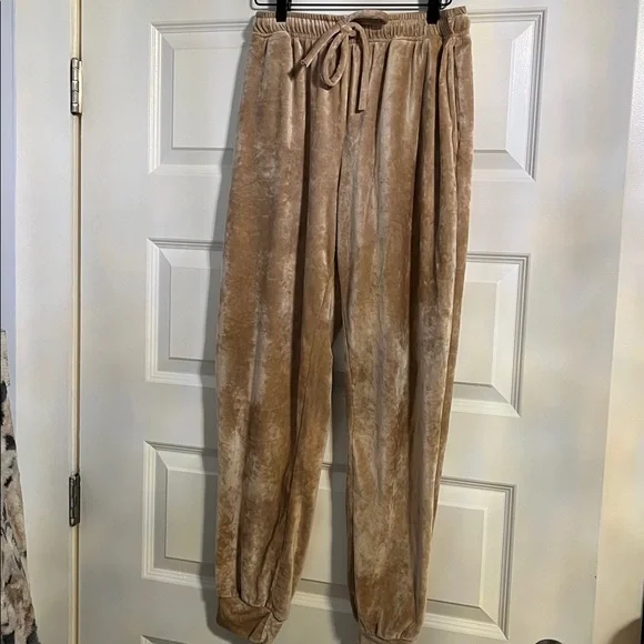 Phil Love Women's Velvet Joggers with Drawstring Elastic Waist - Picture 2 of 7